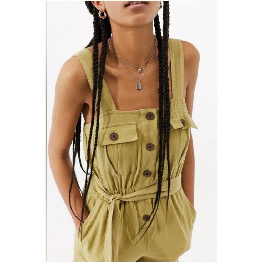 Urban Outfitters Malibu Romper. Sleeveless   NWOT